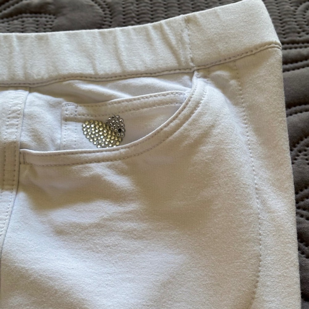 Quacker Factory DreamJeannes White Rhinestone Capri Pants Women's Large EUC - Picture 6 of 8
